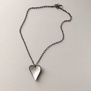 White, crackled heart necklace